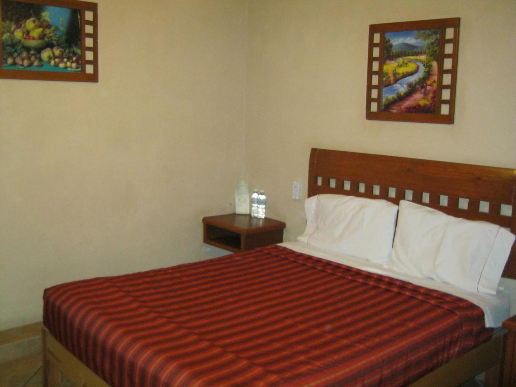 Hotel Real Santa Maria Cuernavaca Extérieur photo